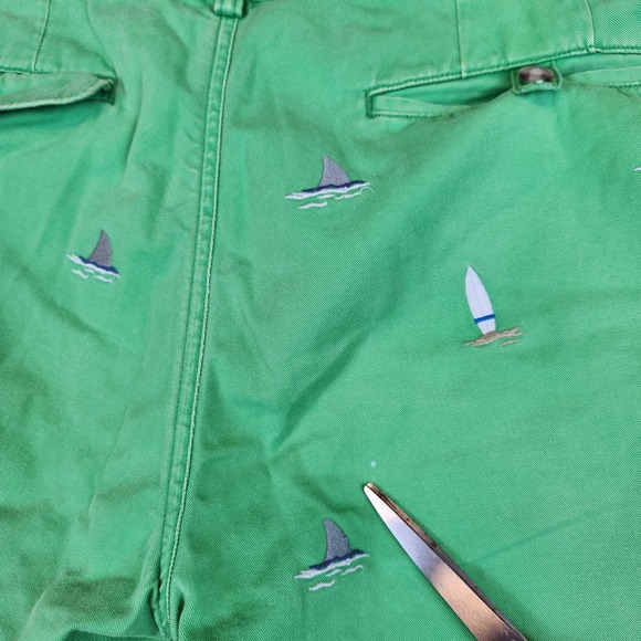 Polo Ralph Lauren Bedford Chino Shorts Men 35 Green Shark Sailboat Embroidered - Picture 12 of 14
